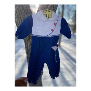 70s MINI TOGS Deadstock Blue Corduroy and eyelet lace Jumpsuit Sz 10-14 lbs